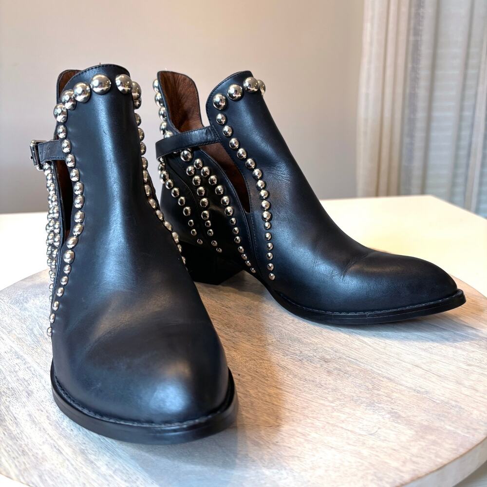 Jeffrey Campbell Rylance Black Leather Studded Ankle Booties Cut Out Size 8.5